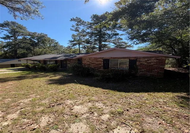 Photo 2 of Sale Pending at 2423 Lisbon Rd, Augusta, GA 30906 | MLS# 7856330 | Listing updated on 2026-10-29