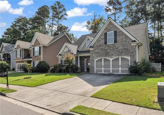 Photo 1 of Single family home for sale at 1081 Arbor Grv Rd, Buford, GA 30518 | MLS# 7842070 | Listing updated on 2026-10-17