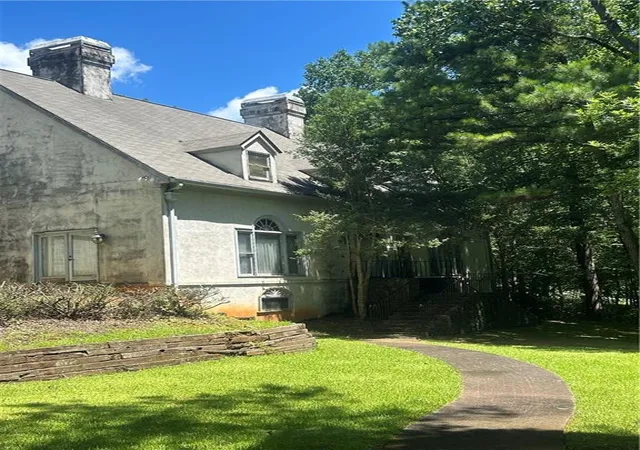 Photo 1 of Single family home for sale at 3719 Fairburn Rd, Atlanta, GA 30331 | MLS# 7829854 | Listing updated on 2026-09-03