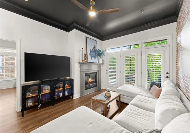 Photo 4 of Condo for sale at 812 Crk View Ln, Roswell, GA 30075 | MLS# 7799405 | Listing updated on 2026-09-17