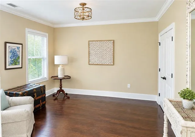 Photo 4 of Sale Pending at 529 Audubon Cir, Woodstock, GA 30188 | MLS# 7833132 | Listing updated on 2026-10-04