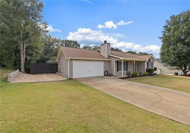 Photo 2 of Single family home for sale at 655 Thorn Brk Ridge, Bethlehem, GA 30620 | MLS# 7828648 | Listing updated on 2026-09-12