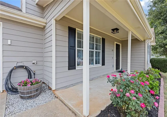 Photo 3 of Single family home for sale at 655 Thorn Brk Ridge, Bethlehem, GA 30620 | MLS# 7828648 | Listing updated on 2026-09-12