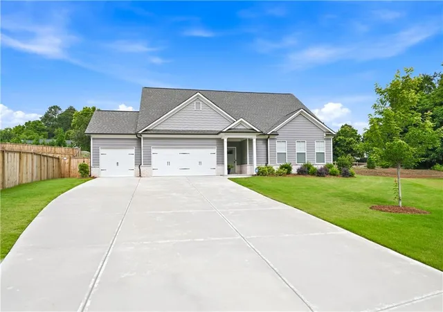 Photo 2 of Single family home for sale at 155 Cherokee Rose Ln, Hoschton, GA 30548 | MLS# 7841454 | Listing updated on 2026-10-08