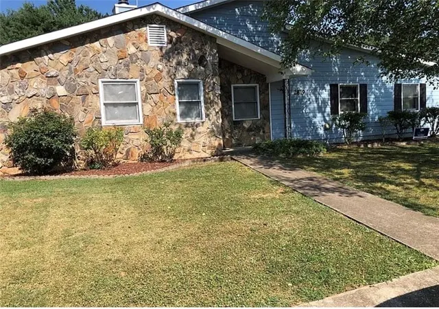 Multi family home for sale at 2819 Briar Hl Ln SE, Conyers, GA 30013 | MLS# 7837099