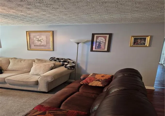 Photo 4 of Condo for sale at 1301 Fairington Village Dr, Lithonia, GA 30038 | MLS# 7838288 | Listing updated on 2026-09-16