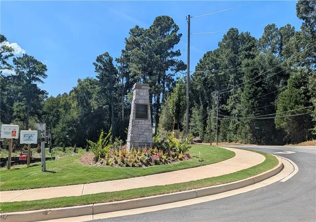 Photo 3 of Townhouse for sale at 3591 Saddleback Dr, Kennesaw, GA 30144 | MLS# 7842256 | Listing updated on 2026-09-24
