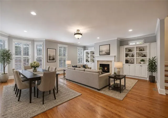 Photo 2 of Townhouse for sale at 5577 Julian Pl, Sandy Springs, GA 30342 | MLS# 7744284 | Listing updated on 2026-09-21