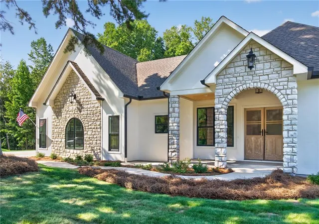 Photo 3 of Single family home for sale at 284 Braswell Mnt Rd, Dallas, GA 30132 | MLS# 7834196 | Listing updated on 2026-09-09