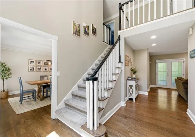 Photo 3 of Single family home for sale at 141 Shadowlake Ln Se, Marietta, GA 30067 | MLS# 7826243 | Listing updated on 2026-09-17