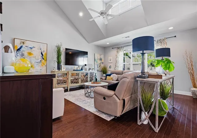 Photo 2 of Single family home for sale at 1529 Bungalow Ln NW, Atlanta, GA 30318 | MLS# 7831421 | Listing updated on 2026-09-13