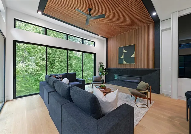 Photo 4 of Single family home for sale at 2147 Briarwillow Dr, Atlanta, GA 30345 | MLS# 7818715 | Listing updated on 2026-09-08