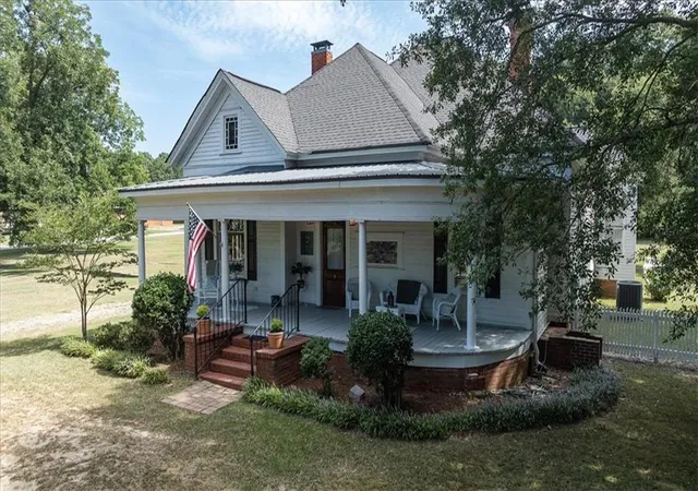 Photo 3 of Single family home for sale at 513 Highway 83, Good Hope, GA 30641 | MLS# 7835393 | Listing updated on 2026-09-11