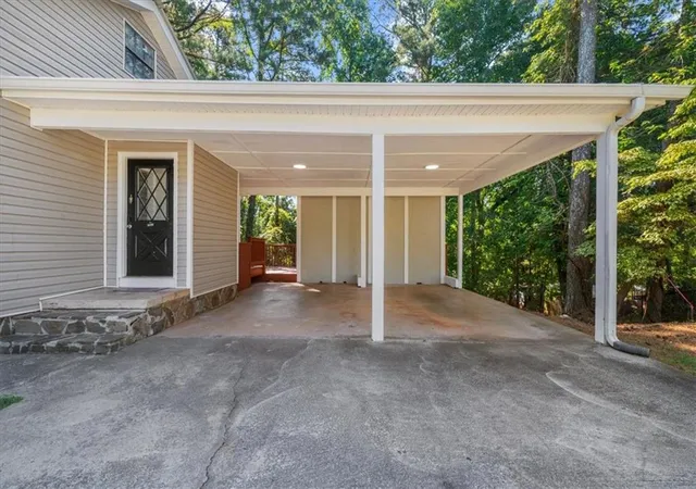 Photo 3 of Single family home for sale at 1861 Jimmy Dodd Rd, Buford, GA 30518 | MLS# 7834269 | Listing updated on 2026-09-16