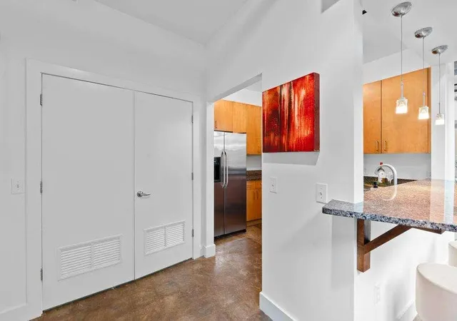 Photo 3 of Condo for sale at 600 College St #113, Atlanta, GA 30354 | MLS# 7843703 | Listing updated on 2026-09-25