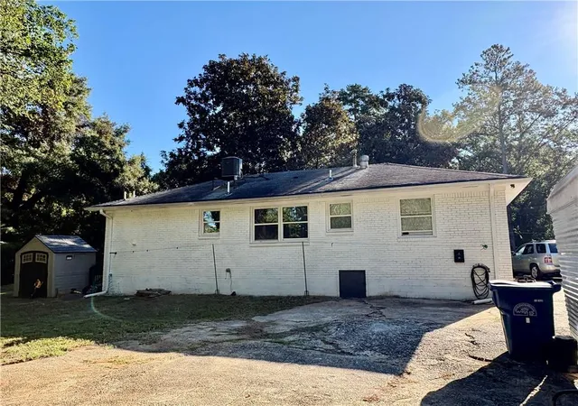 Photo 3 of Single family home for sale at 79 Howell Dr SW, Atlanta, GA 30331 | MLS# 7845210 | Listing updated on 2026-10-29