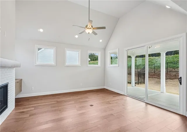 Photo 2 of Single family home for sale at 547 Pearl St, Cumming, GA 30040 | MLS# 7830723 | Listing updated on 2026-09-04