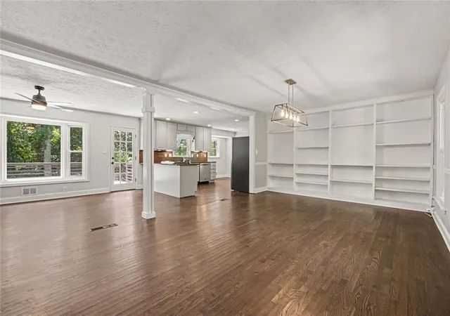 Photo 3 of Sale Pending at 2936 Pauls Way, Marietta, GA 30062 | MLS# 7819677 | Listing updated on 2026-10-09