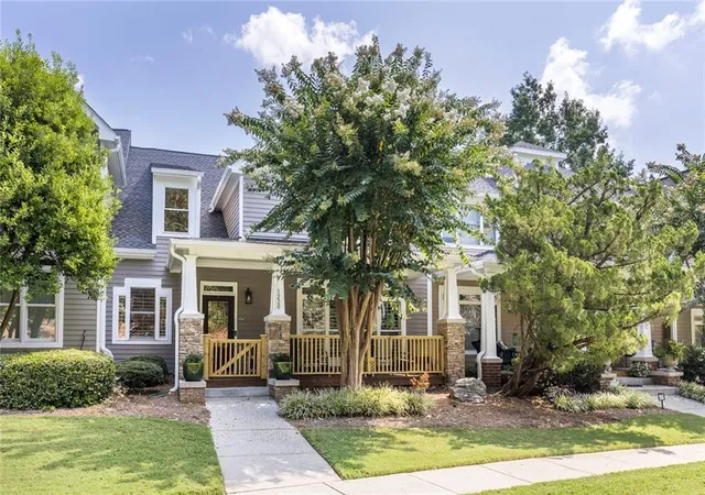 Photo 2 of Sale Pending at 1220 Freedom Ln, Roswell, GA 30075 | MLS# 7838709 | Listing updated on 2026-10-01
