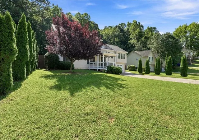 Photo 2 of Single family home for sale at 3861 Nowlin Rd, Kennesaw, GA 30144 | MLS# 7842158 | Listing updated on 2026-10-27