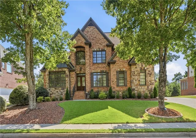 Photo 3 of Single family home for sale at 2711 Trailing Ivy Way, Buford, GA 30519 | MLS# 7832610 | Listing updated on 2026-09-06