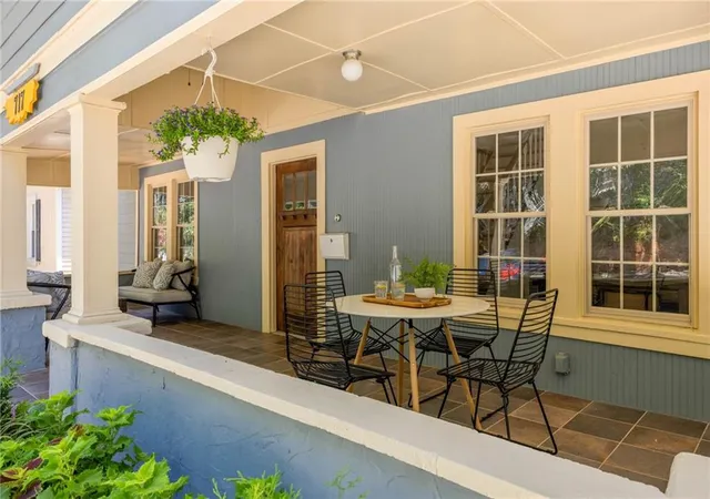 Photo 3 of Sale Pending at 717 Berne St Se, Atlanta, GA 30312 | MLS# 7835672 | Listing updated on 2026-09-22