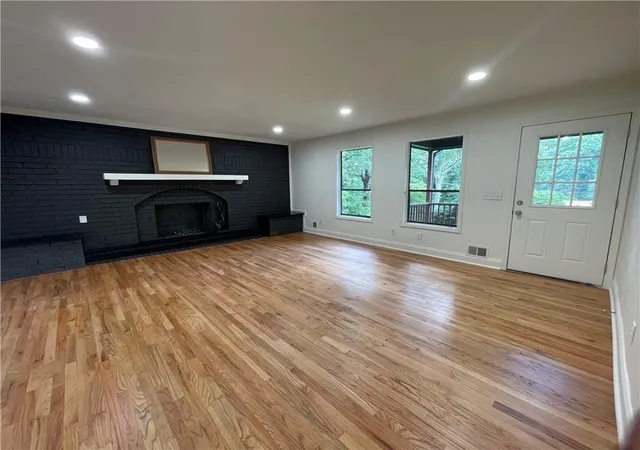 Photo 4 of Single family home for sale at 106 Spring Way, Woodstock, GA 30189 | MLS# 7825800 | Listing updated on 2026-09-03