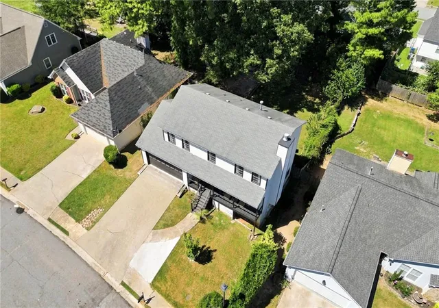 Photo 3 of Single family home for sale at 2555 Waterford Park Dr, Lawrenceville, GA 30044 | MLS# 7836080 | Listing updated on 2026-09-11