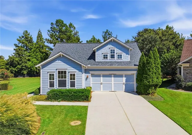 Photo 2 of Single family home for sale at 3192 Willow Crk Dr, Gainesville, GA 30504 | MLS# 7836009 | Listing updated on 2026-09-18