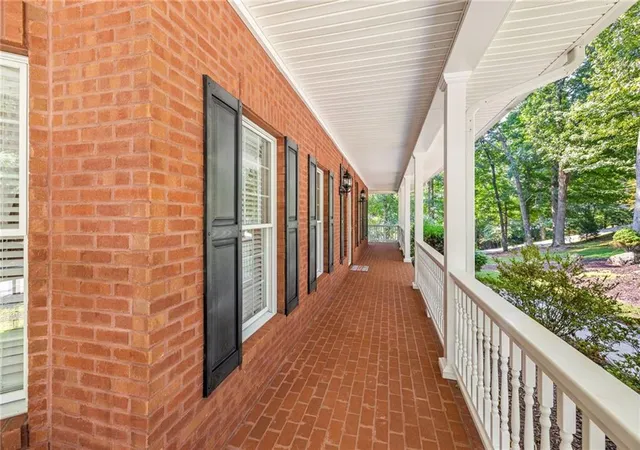 Photo 2 of Single family home for sale at 284 Laurel Pl Dr, Cornelia, GA 30531 | MLS# 7859403 | Listing updated on 2026-10-27