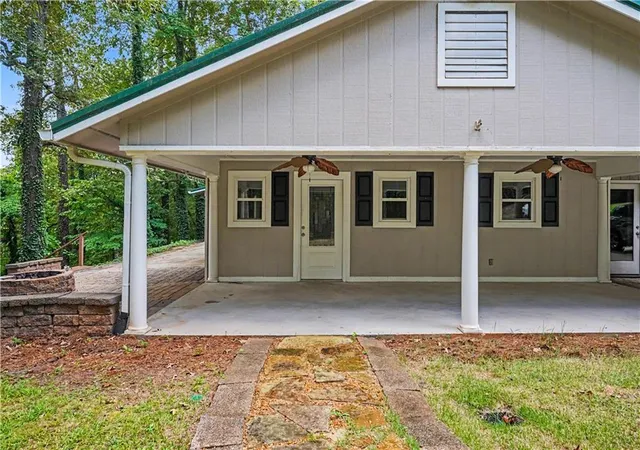 Photo 3 of Single family home for sale at 2188 Highway 36 E, Jackson, GA 30233 | MLS# 7799680 | Listing updated on 2026-09-09