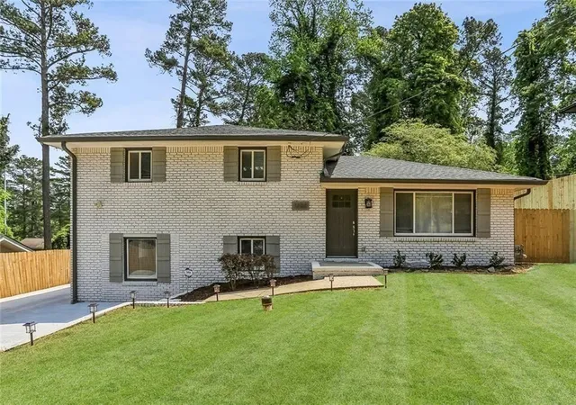 Photo 3 of Sale Pending at 1888 La Mesa, Decatur, GA 30032 | MLS# 7829186 | Listing updated on 2026-10-03
