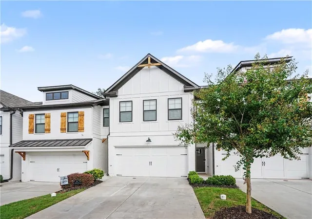 Photo 1 of Townhouse for sale at 19 Steelwood Dr #Middle, Winder, GA 30680 | MLS# 7811235 | Listing updated on 2026-09-12