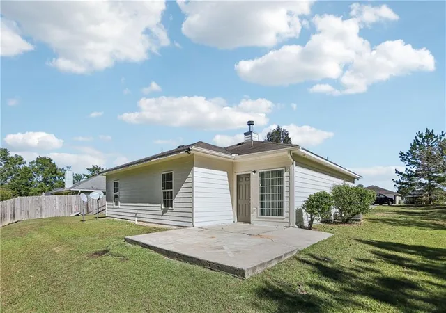 Photo 4 of Single family home for sale at 387 Apple Blossom Way, Macon, GA 31217 | MLS# 7858215 | Listing updated on 2026-10-30