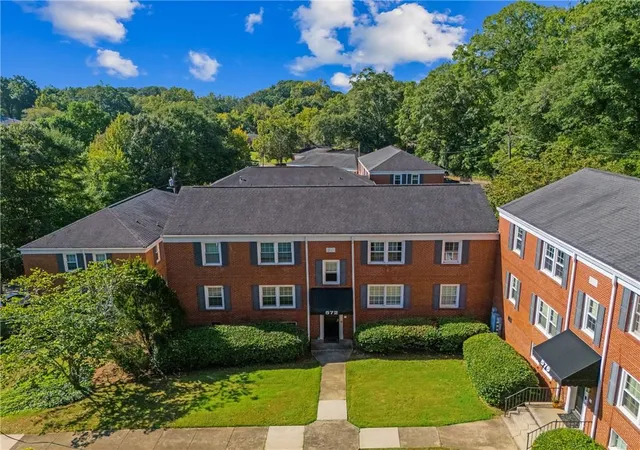 Photo 3 of Condo for sale at 572 Goldsboro Rd Ne #A, Atlanta, GA 30307 | MLS# 7837130 | Listing updated on 2026-09-17
