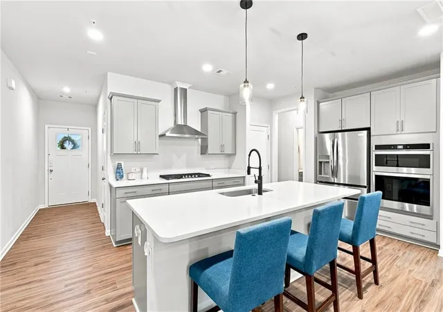 Photo 2 of Townhouse for sale at 604 Spadina Rd, Marietta, GA 30060 | MLS# 7832051 | Listing updated on 2026-09-13