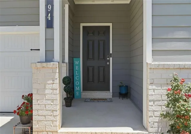 Photo 2 of Single family home for sale at 94 Summit Pointe Ct, Dallas, GA 30132 | MLS# 7836088 | Listing updated on 2026-09-11