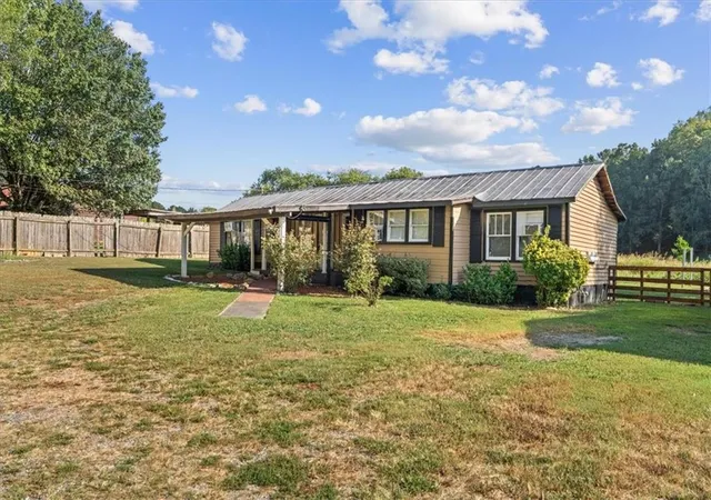 Photo 2 of Single family home for sale at 362 River Bnd Rd Sw, Plainville, GA 30733 | MLS# 7838879 | Listing updated on 2026-09-17
