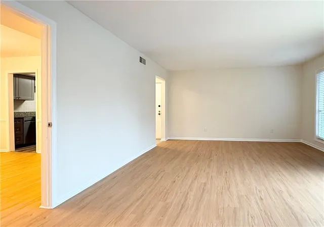 Photo 3 of Condo for sale at 6851 Roswell Rd #O34, Sandy Springs, GA 30328 | MLS# 7830725 | Listing updated on 2026-09-08