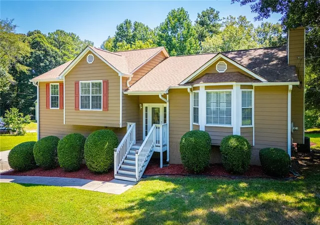 Photo 1 of Single family home for sale at 20 River Oak Ct, Temple, GA 30179 | MLS# 7830983 | Listing updated on 2026-09-03