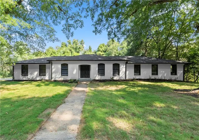 Photo 1 of Single family home for sale at 923 Old Noonday Sch House Rd, Marietta, GA 30066 | MLS# 7827574 | Listing updated on 2026-09-23