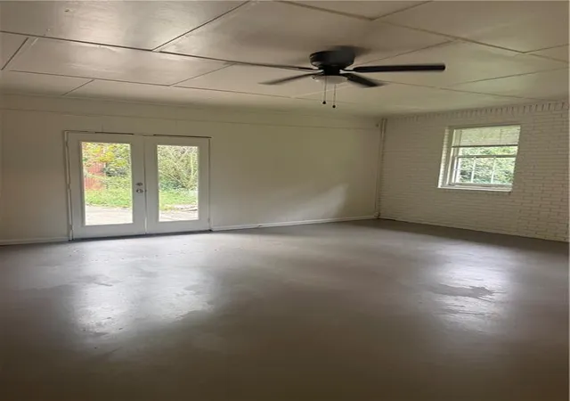 Photo 3 of Single family home for sale at 923 Old Noonday Sch House Rd, Marietta, GA 30066 | MLS# 7827574 | Listing updated on 2026-09-16