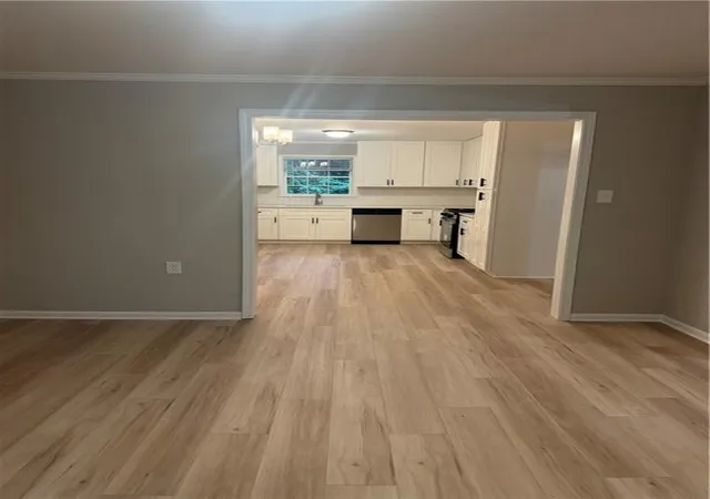 Photo 3 of Single family home for sale at 923 Old Noonday Sch House Rd, Marietta, GA 30066 | MLS# 7827574 | Listing updated on 2026-09-16