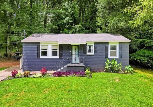 Photo 1 of Single family home for sale at 1137 Redford Dr SE, Atlanta, GA 30315 | MLS# 7852993 | Listing updated on 2026-10-15