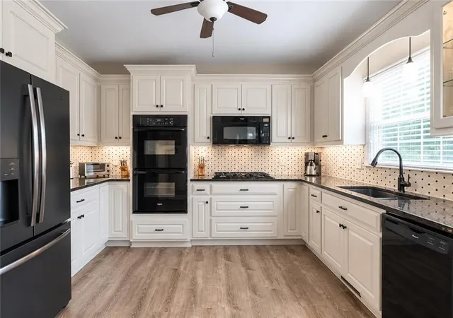 Photo 3 of Single family home for sale at 4967 Reed Fld Dr, Oakwood, GA 30566 | MLS# 7802428 | Listing updated on 2026-09-11