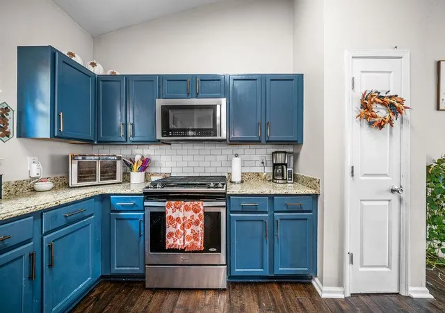 Photo 4 of Single family home for sale at 19 SW Highlander Trl, Rome, GA 30165 | MLS# 7830004 | Listing updated on 2026-09-20