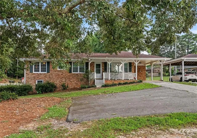 Photo 1 of Single family home for sale at 5129 Hill Rd Sw, Powder Springs, GA 30127 | MLS# 7844467 | Listing updated on 2026-10-09