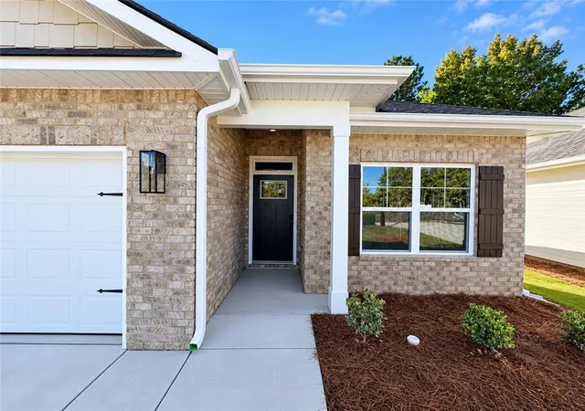 Photo 1 of Single family home for sale at 202 Chaucer Ln, Carrollton, GA 30117 | MLS# 7859539 | Listing updated on 2026-10-29