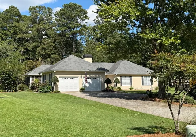 Photo 3 of Single family home for sale at 1996 Amber Leaf Ct, Jonesboro, GA 30236 | MLS# 7854025 | Listing updated on 2026-10-15