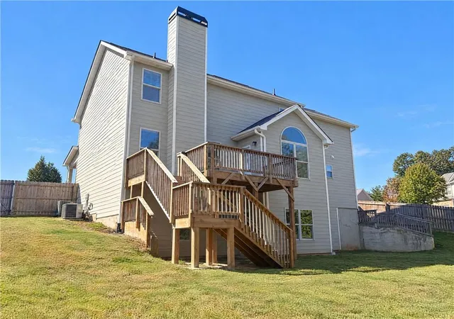Photo 4 of Single family home for sale at 9410 Woodland Tree Ln, Cumming, GA 30028 | MLS# 7860132 | Listing updated on 2026-10-28